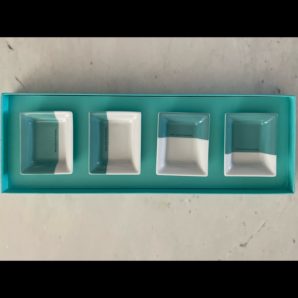 Tiffany & Co. Blue and White Trinket or Jewelry Dish (4 piece)